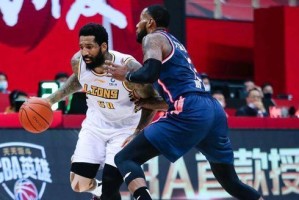  洛里昂旧将回归救主，替补登场上演梅开二度  