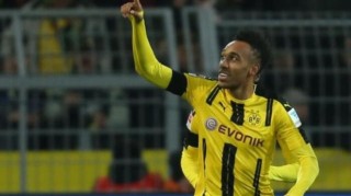  米兰双雄争夺德甲锋霸进入倒计时  